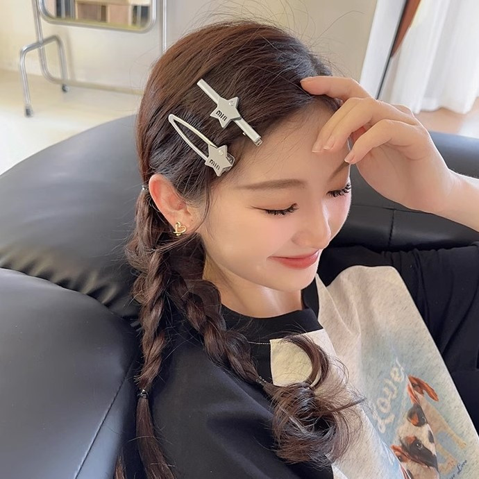กิ๊บติดผมแฟชั่นเกาหลี รูปดาว ตัวอักษร M Y2K ของขวัญวันเกิด สําหรับนักเรียนผู้หญิง